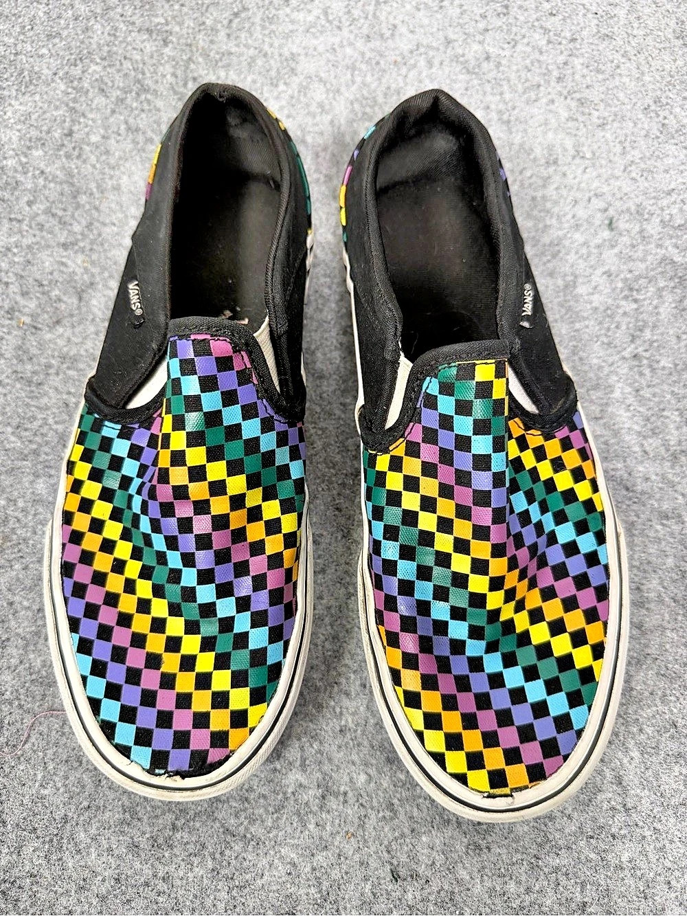 Vans Classic Slip-On Rainbow Checkerboard Sneakers Women's US 7.5